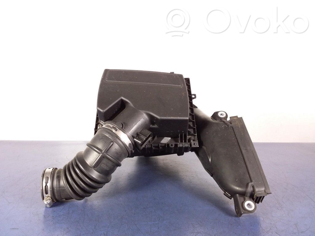 Ford Mondeo MK V Air filter box 