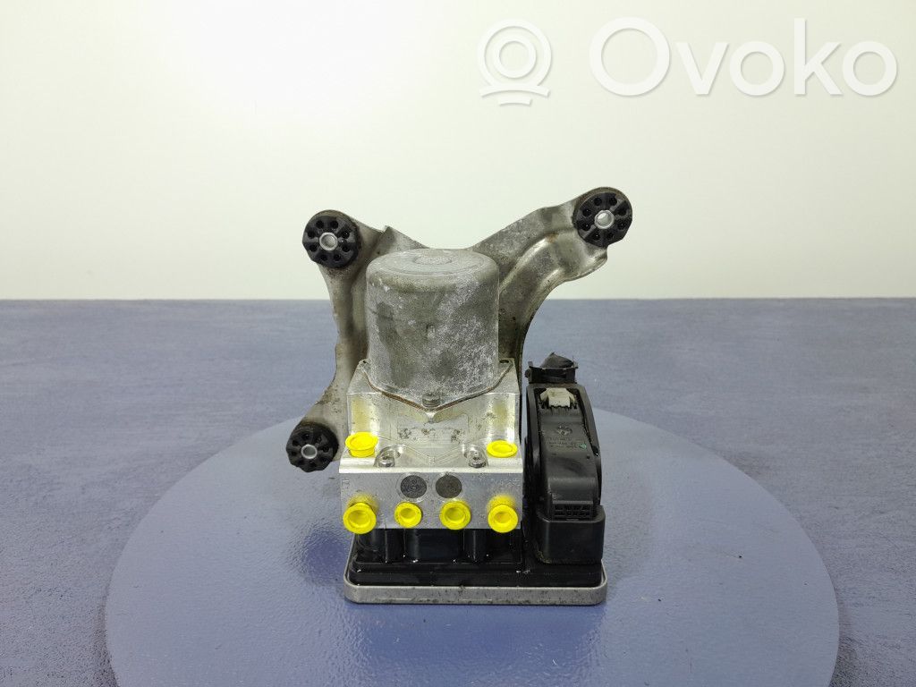 BMW 7 G11 G12 ABS-pumppu 