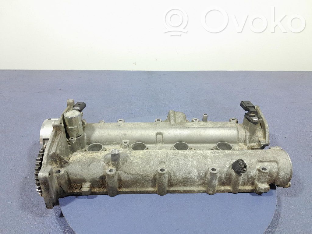 Audi A3 S3 A3 Sportback 8P Rocker cam cover 