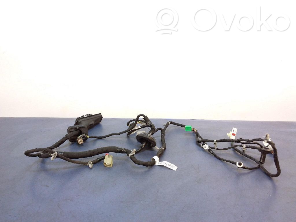 Otros cableados   84132576,84132576