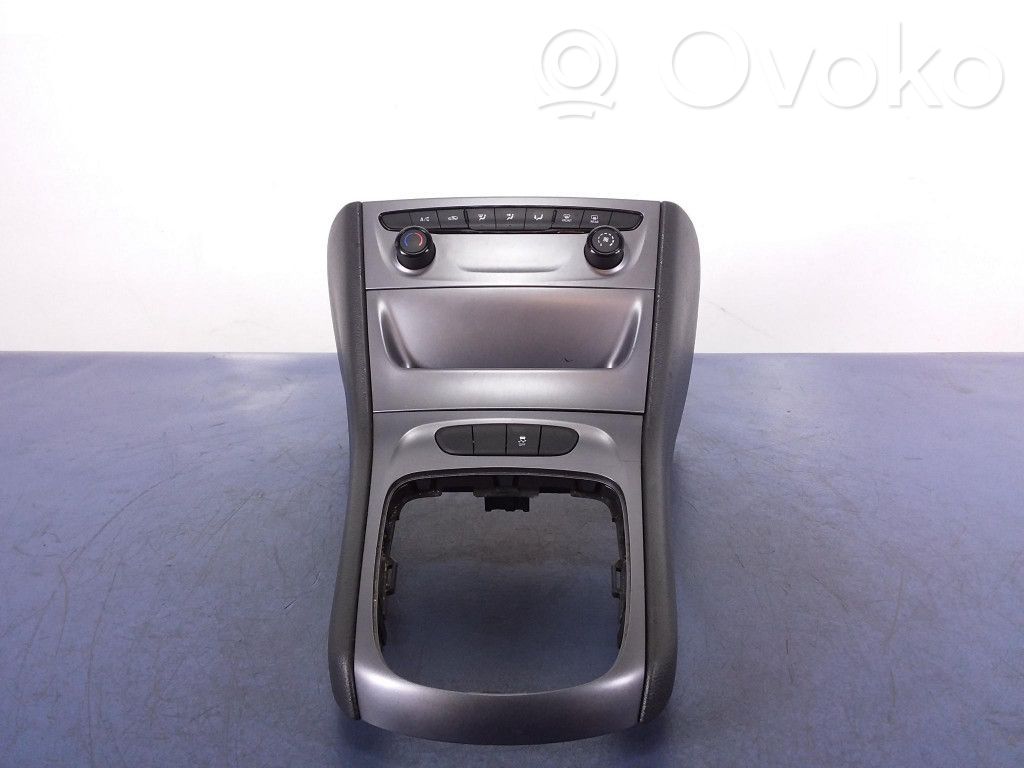 Opel Astra K Autres éléments de garniture marchepied