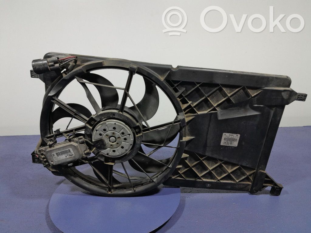 Volvo V50 Электрический вентилятор радиаторов 