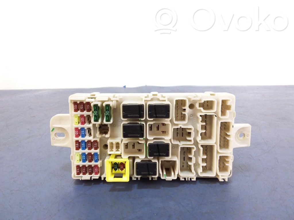 Mitsubishi Space Star Fuse box set 