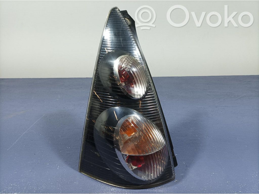 Citroen C1 Aizmugurējais lukturis virsbūvē 