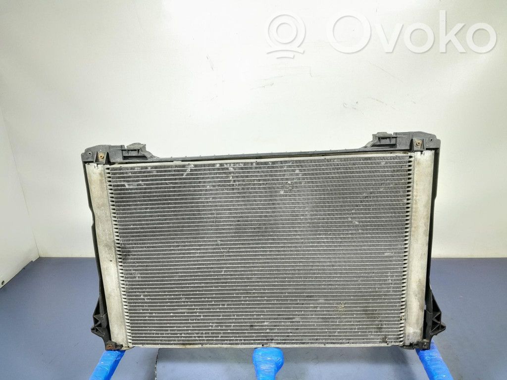 Coolant radiator