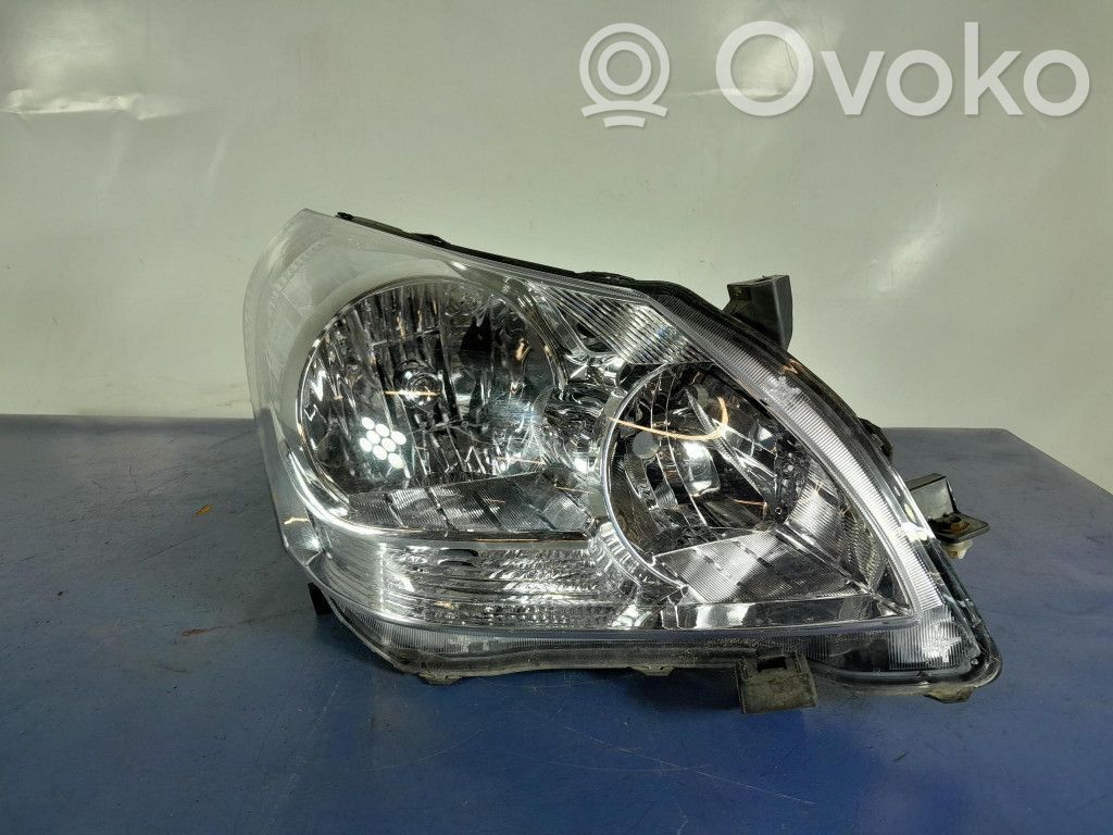 Toyota Verso Headlight/headlamp 