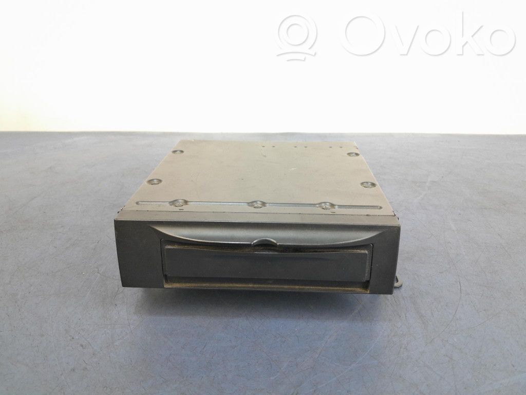 Volvo XC90 Radio/CD/DVD/GPS head unit 
