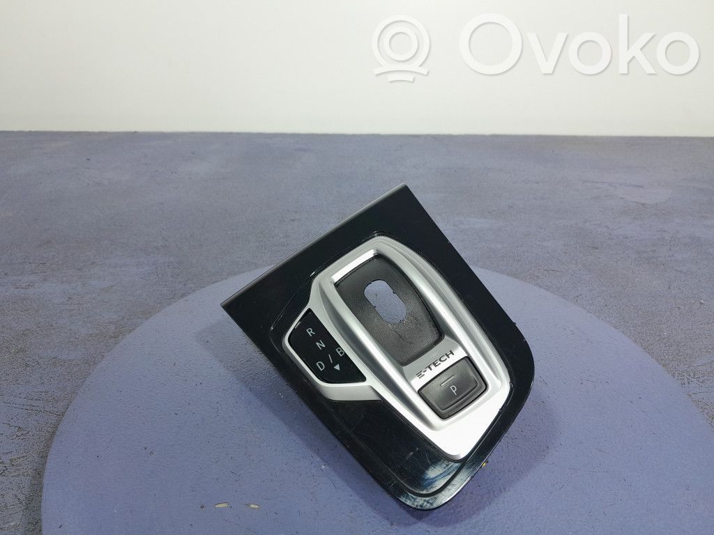 Renault Arkana Other sill/pillar trim element 