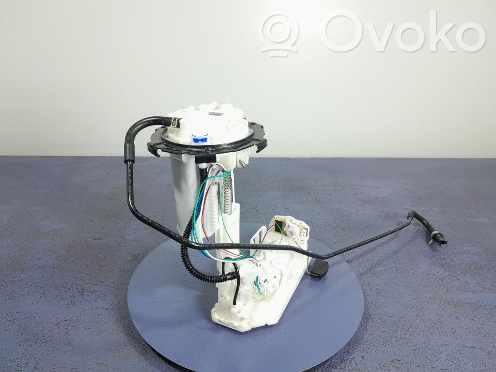 Lexus UX Bomba interna de combustible 