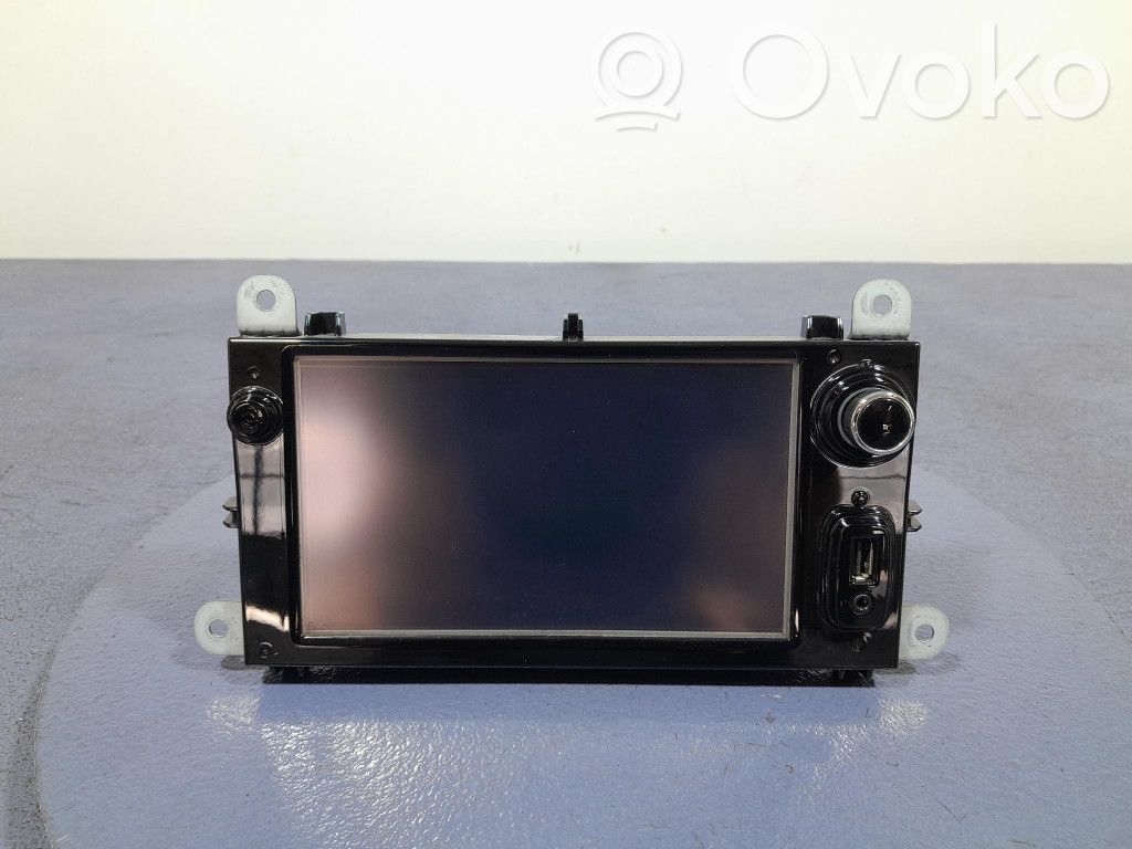 Renault Clio IV Radio / CD-Player / DVD-Player / Navigation