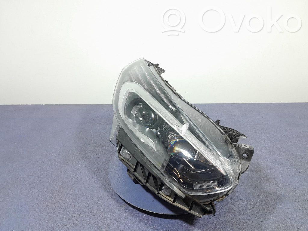 Ford S-MAX Lampa przednia 