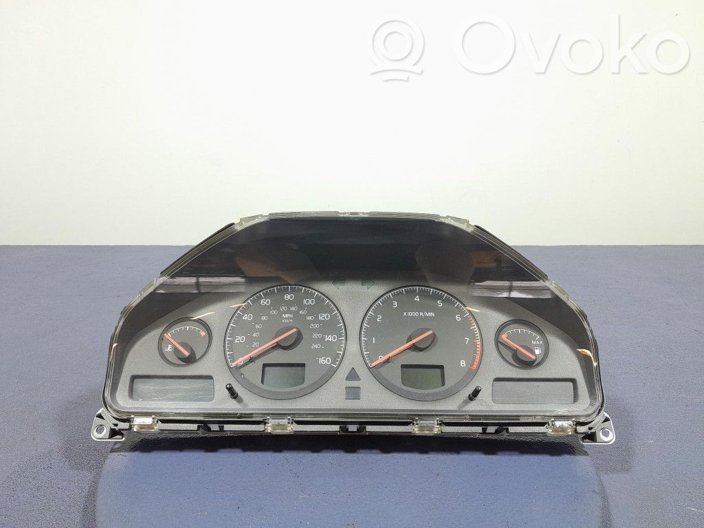 Volvo XC70 Compteur de vitesse tableau de bord 