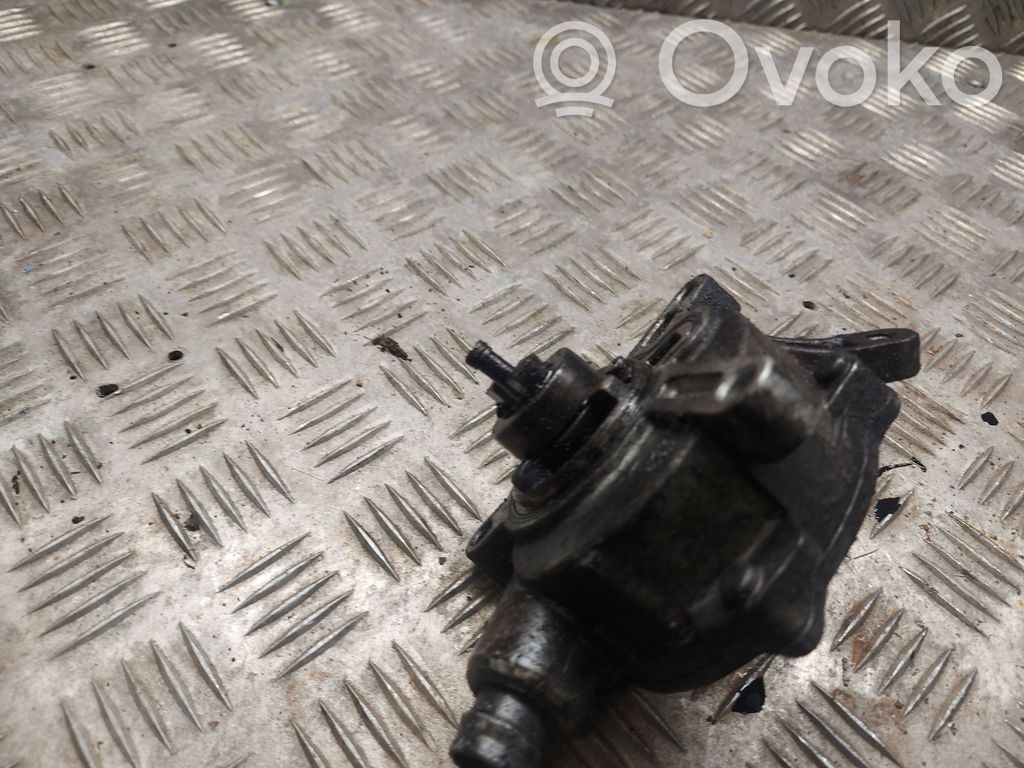 Vacuum pump   08669237