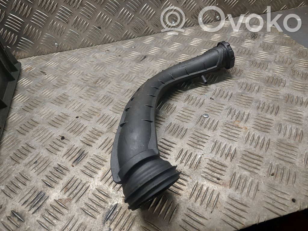 Volkswagen PASSAT B6 Schlauch / Leitung Ladeluftkühler 