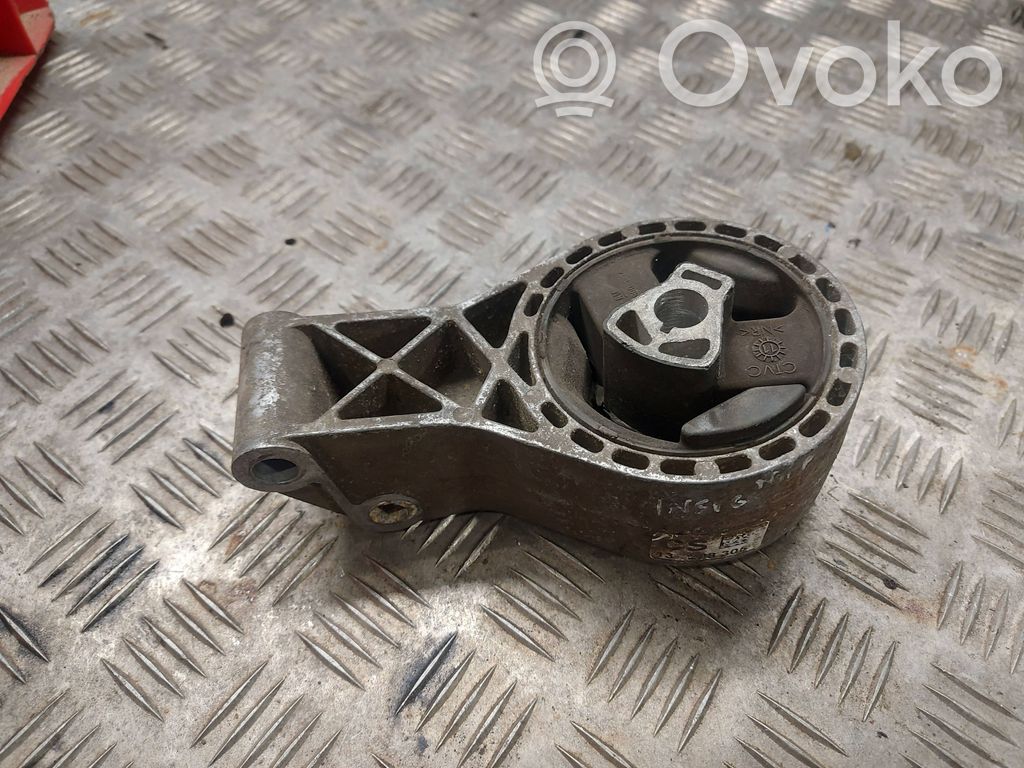 Opel Insignia A Engine mount bracket 