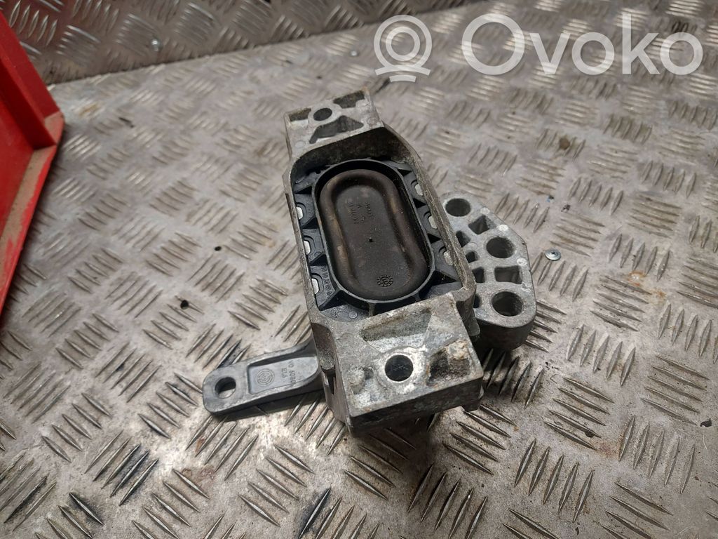 Engine mount bracket   13227717