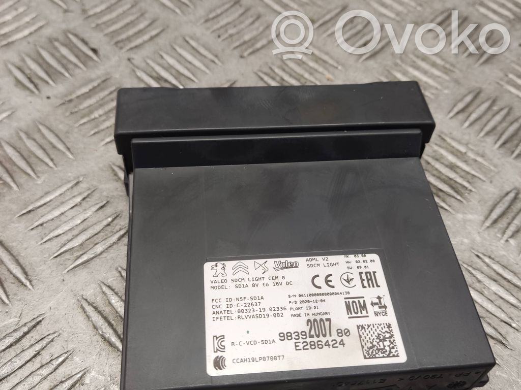 Opel Corsa F Module d'éclairage LCM 