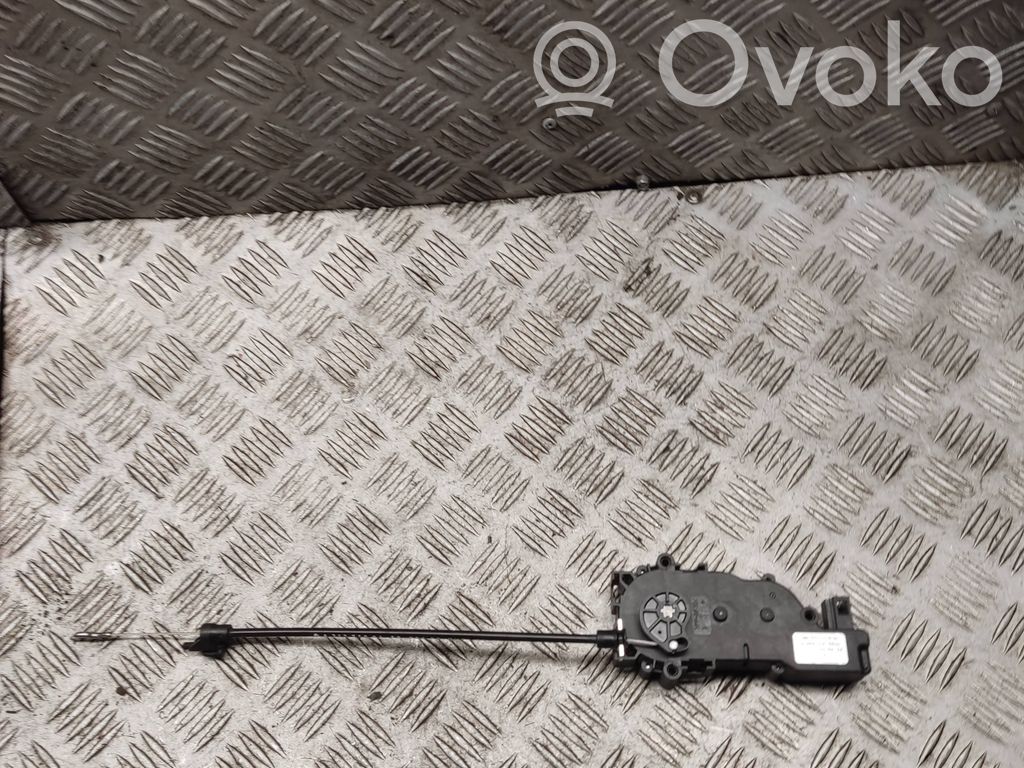 Mercedes-Benz E W212 Siłownik elektryczny podnoszenia klapy tylnej / bagażnika 