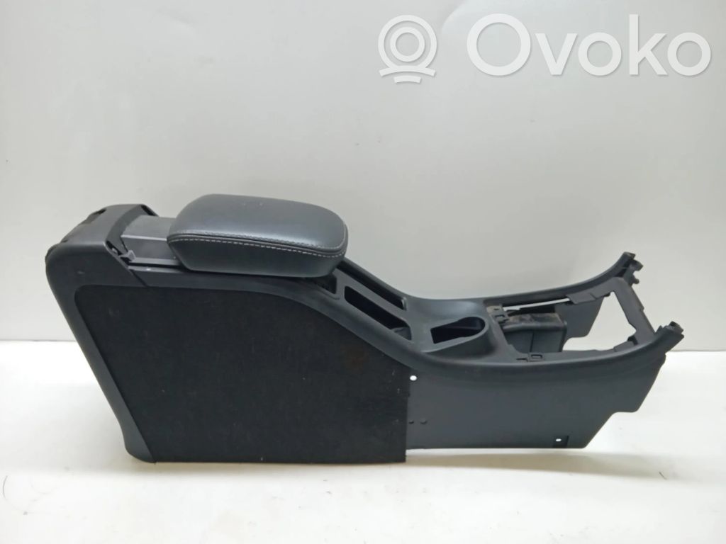 Saab 9-5 Centrinė konsolė 
