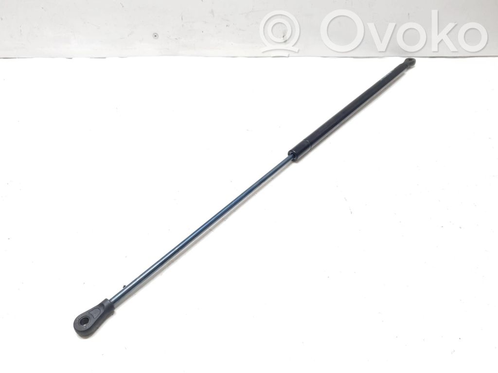Audi A4 S4 B5 8D Siłownik maski przedniej 