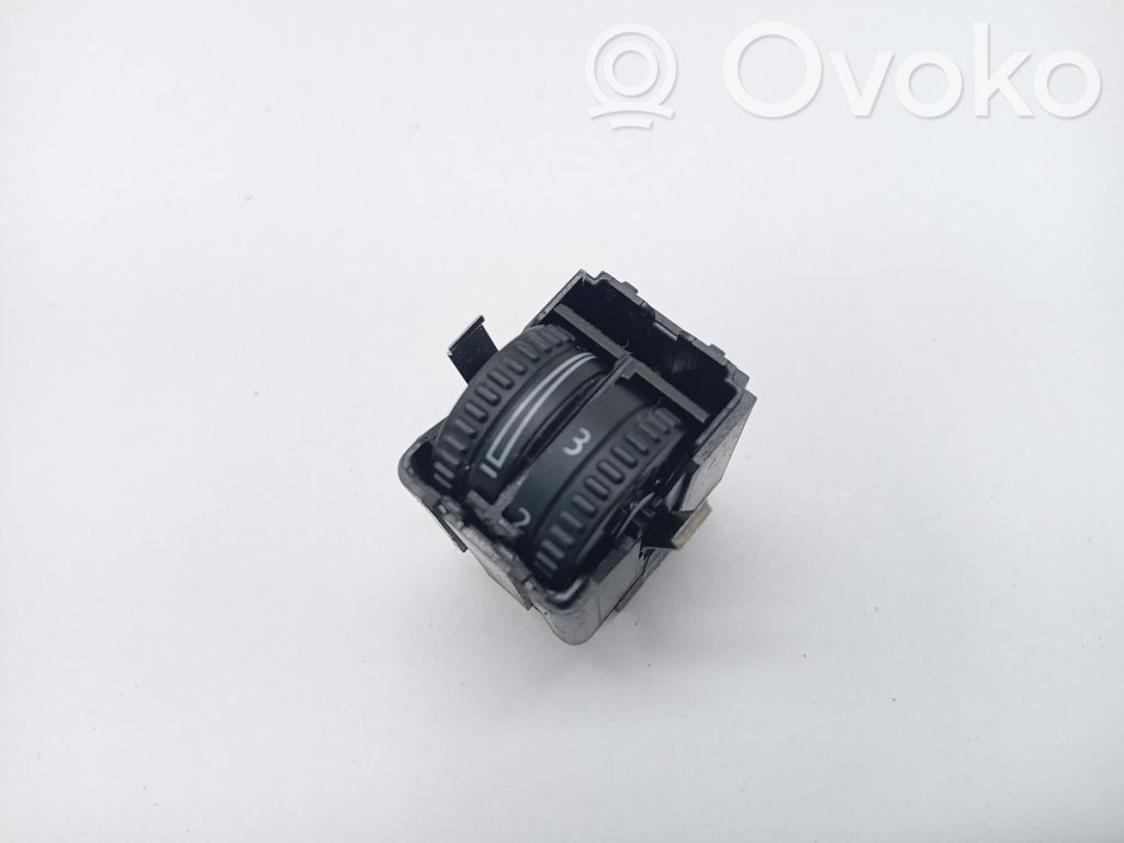 Volkswagen Golf Plus Headlight level height control switch 