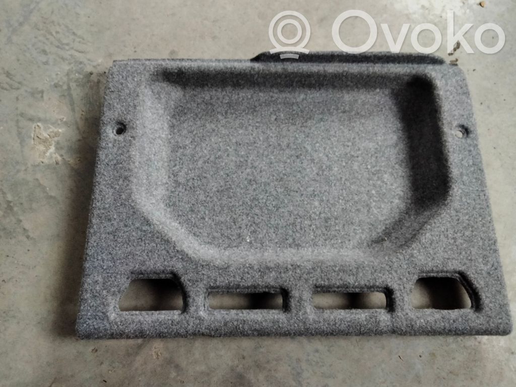 Other trunk/boot trim element   7124303