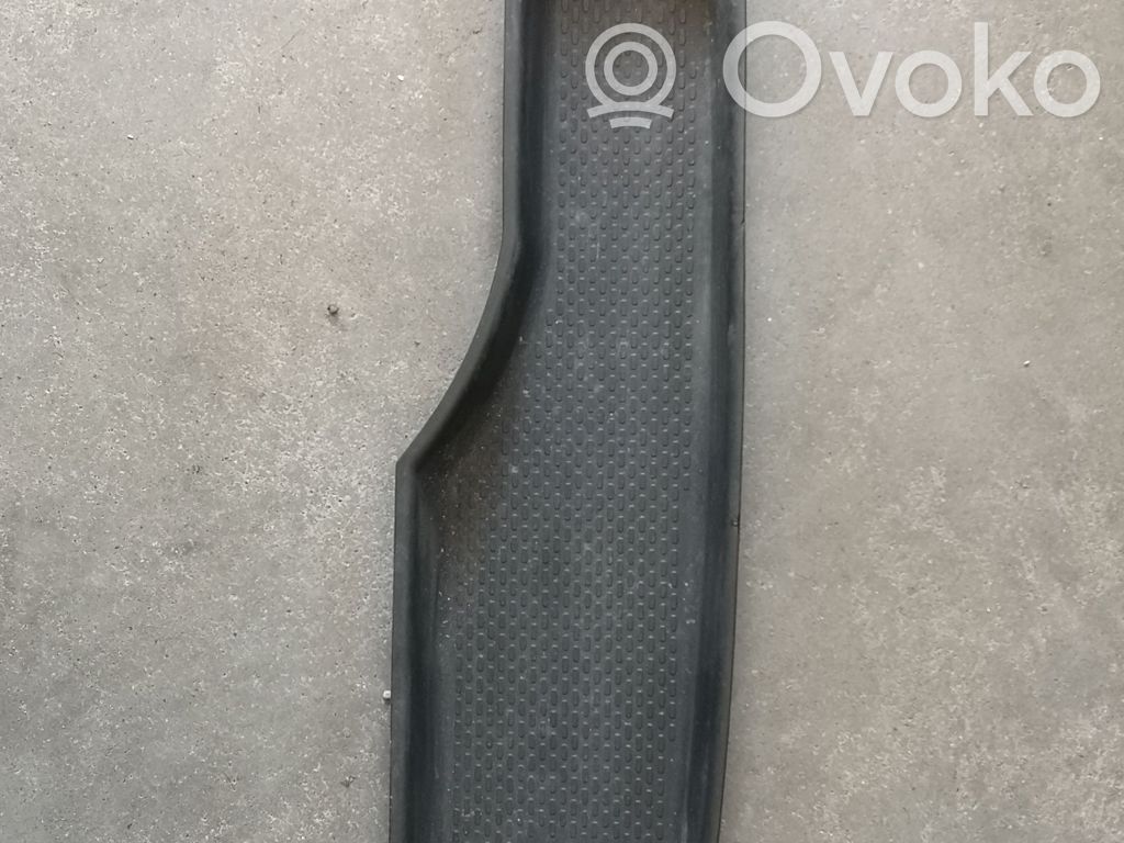 BMW 7 E65 E66 Sonstiges Einzelteil Motorraum 