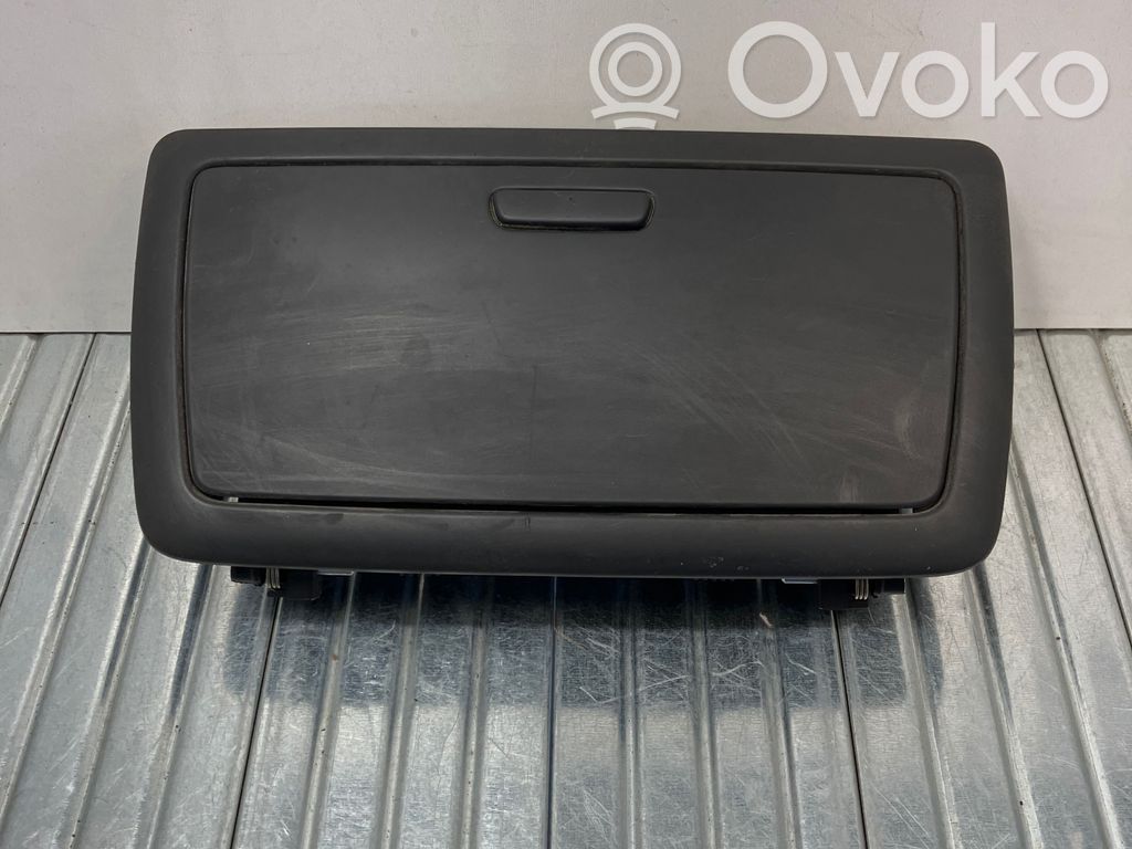 BMW 1 E81 E87 Glove box 