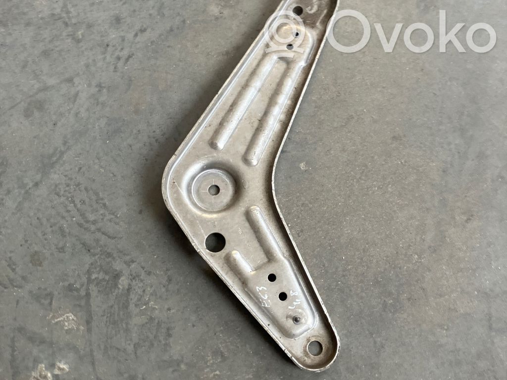 BMW 6 E63 E64 Cits aizmugures šasijas elements 