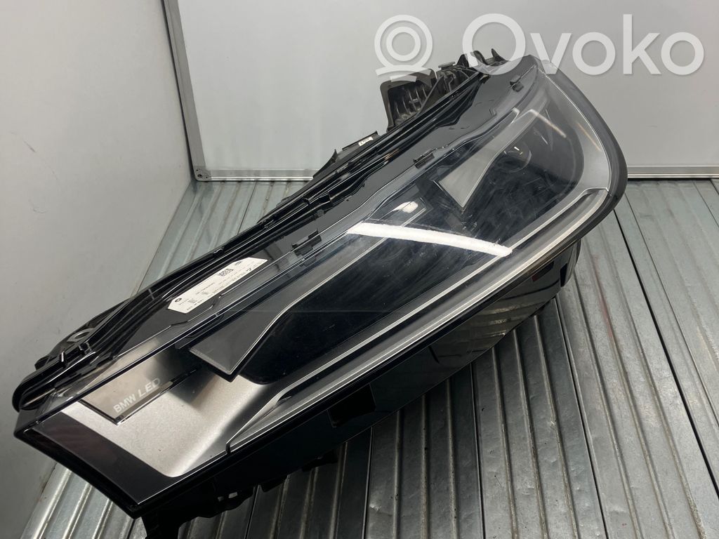 BMW iX Priekinių žibintų komplektas 