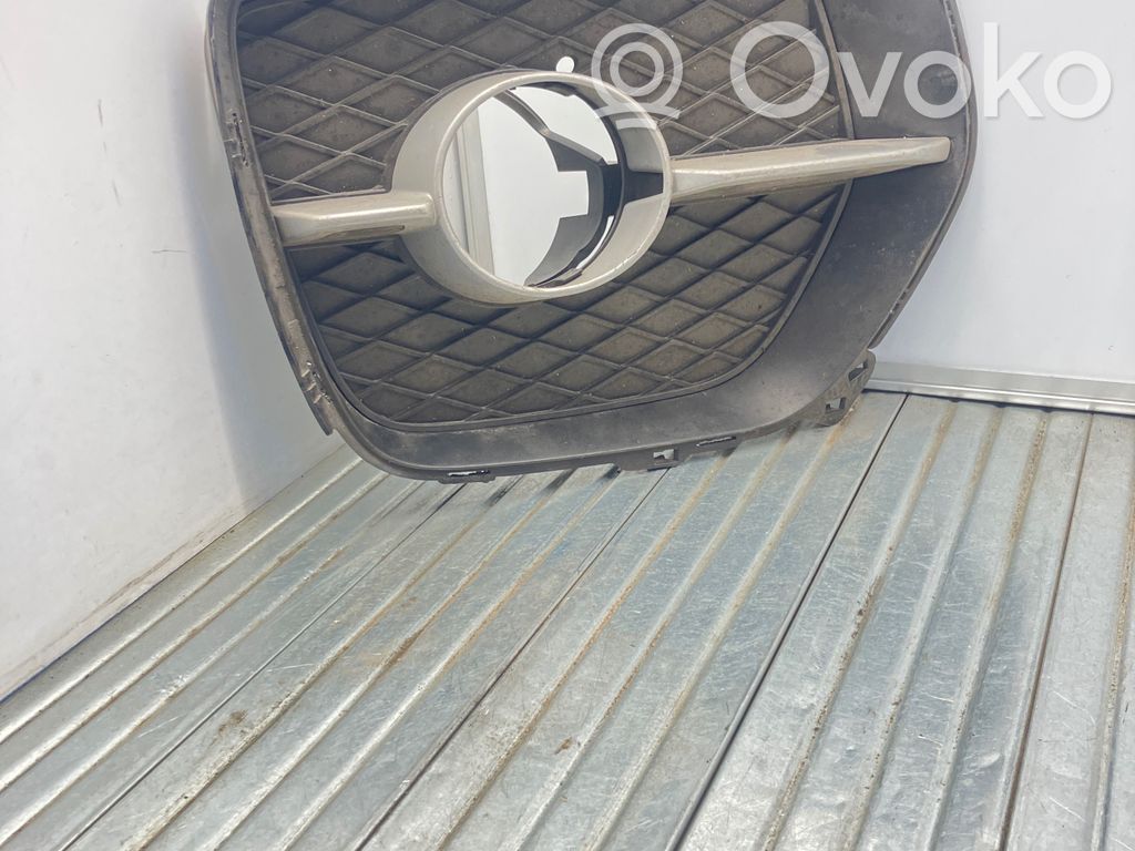 BMW X6 E71 Front fog light trim/grill 