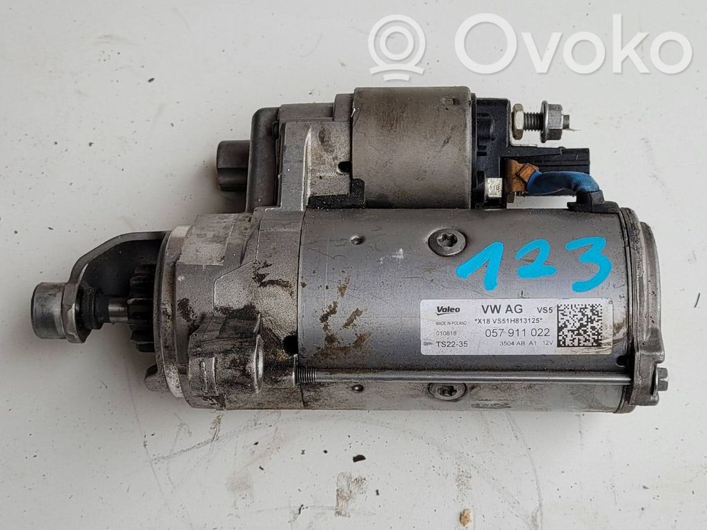 Стартер   057911022,S51H813125,01081835