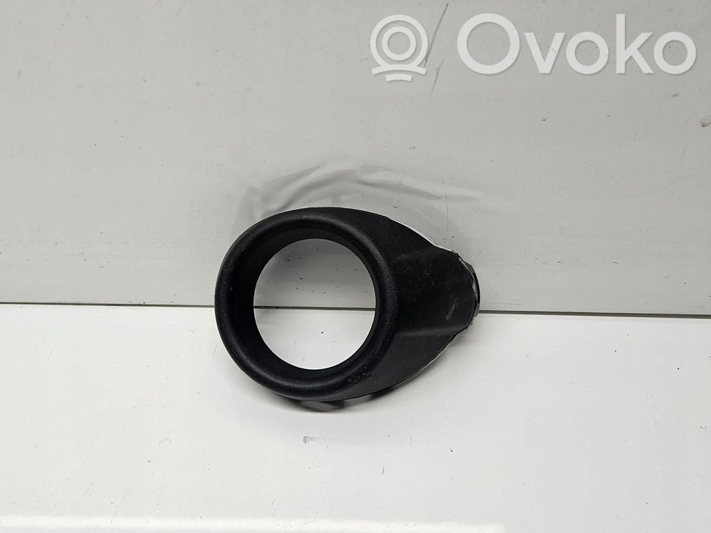 Ford Focus Etusumuvalon ritilä 