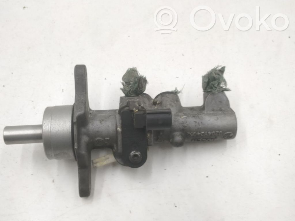 Volkswagen Golf V Pääjarrusylinteri 