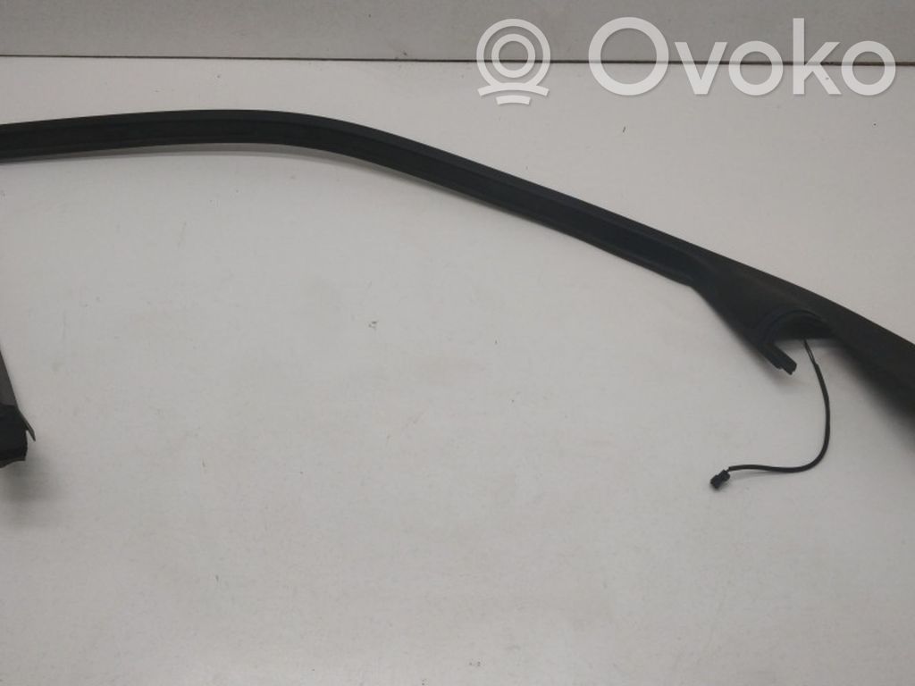 BMW 5 E39 Kita priekinių durų apdailos detalė 