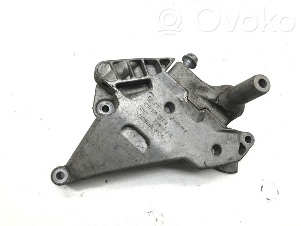 Volkswagen Golf V Engine mounting bracket 