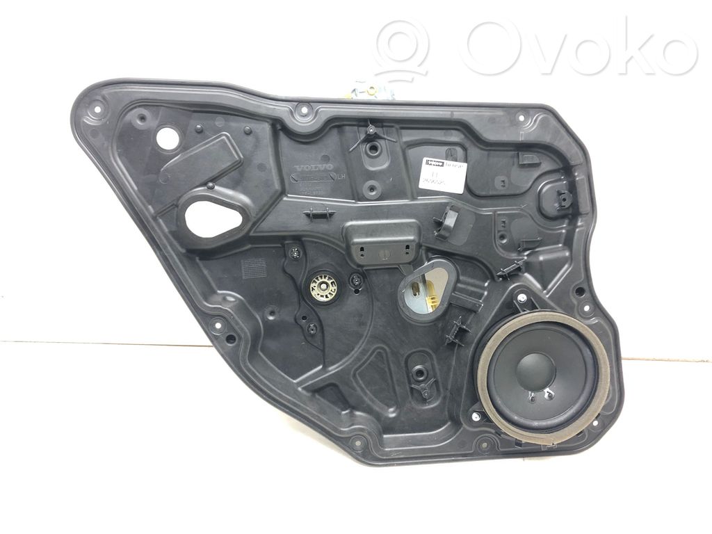 Volvo S60 Mecanismo para subir la puerta trasera sin motor 