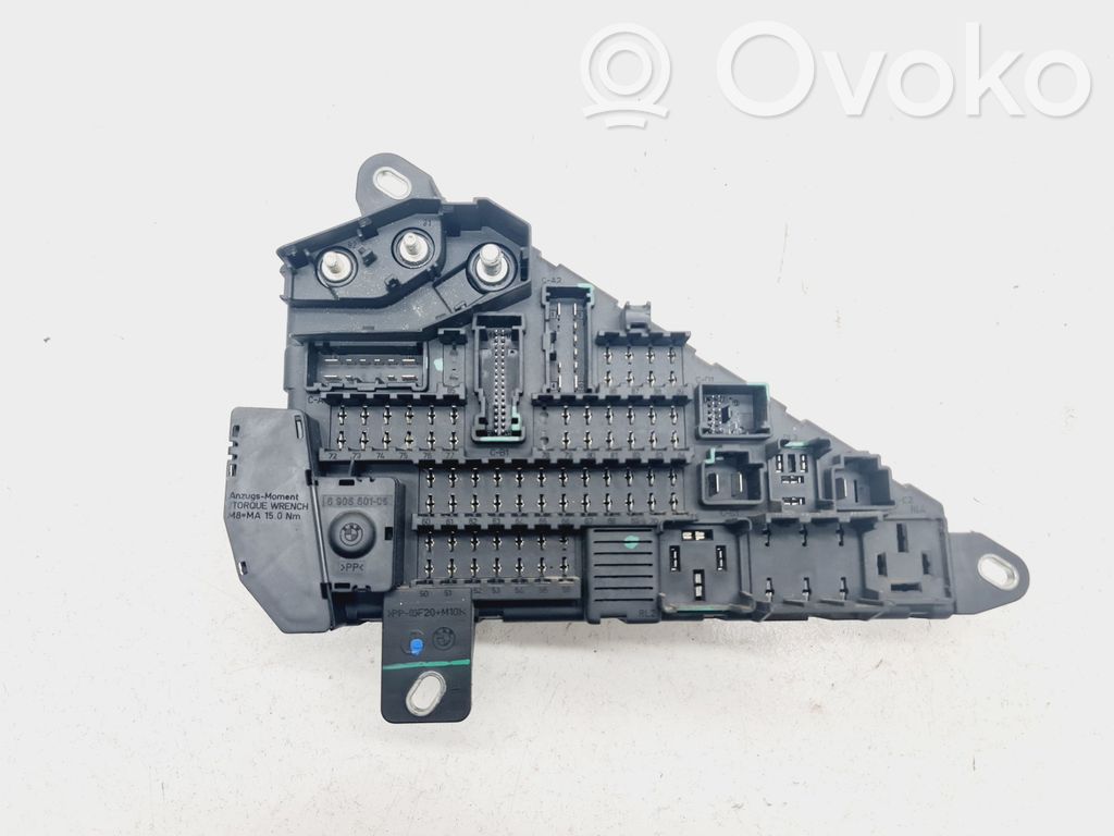 BMW 5 E60 E61 Fuse module 