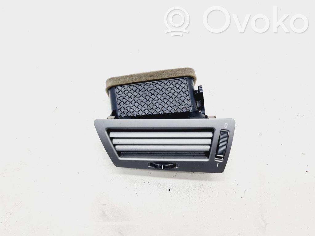 BMW 7 E65 E66 Šoninės oro grotelės 