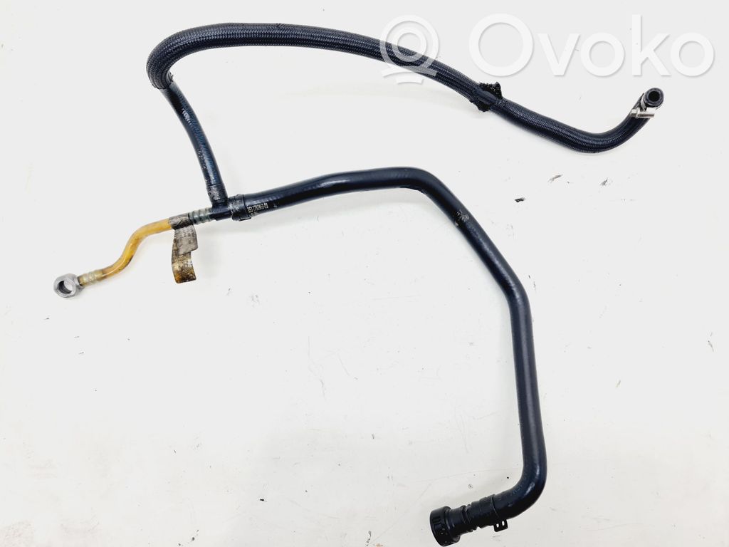 BMW 7 E65 E66 Caurule (-es) / šļūtene (-es) 