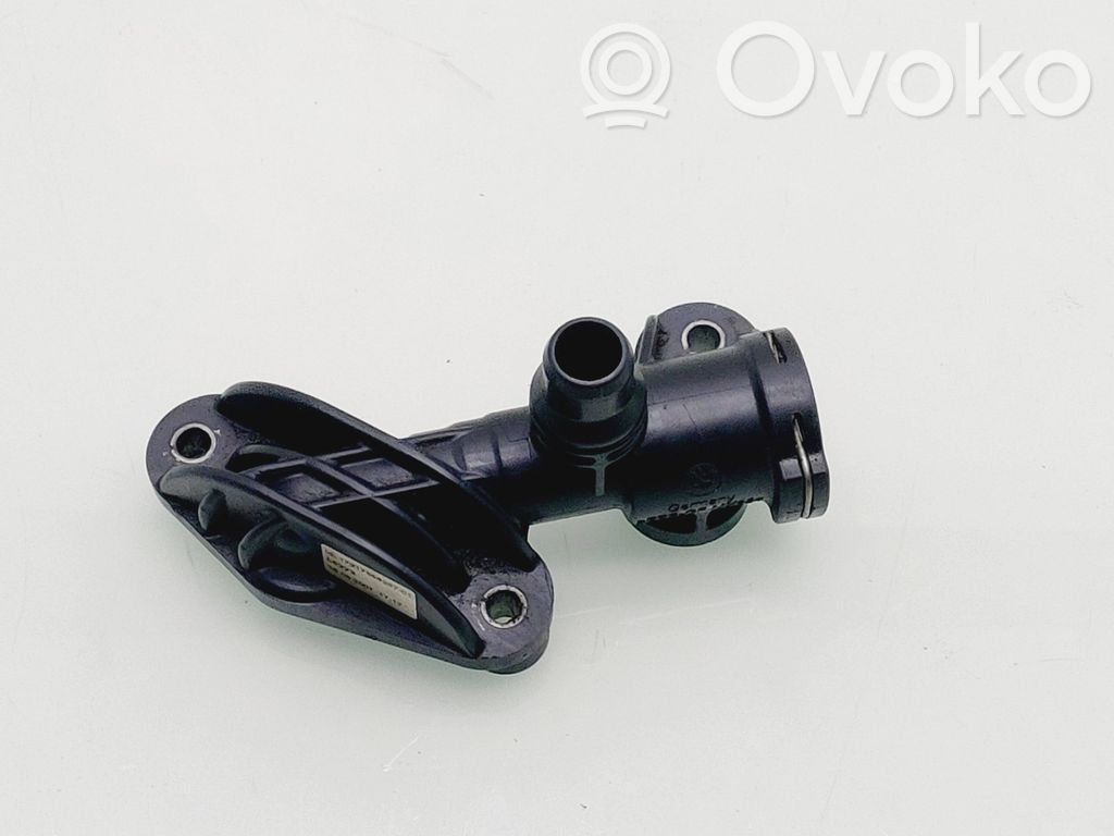BMW X5 E70 Termostaatin kotelo 