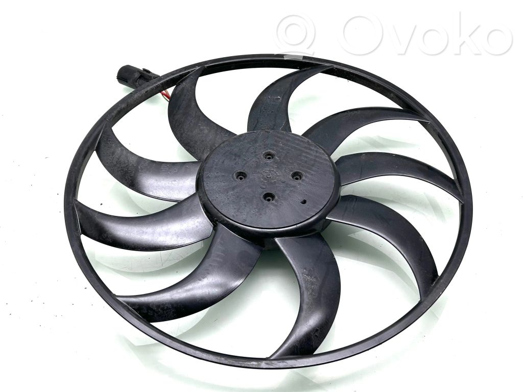 Ford Focus Electric radiator cooling fan 