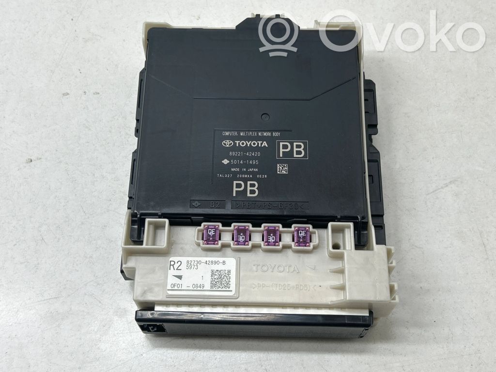 Toyota RAV 4 (XA50) Module confort 