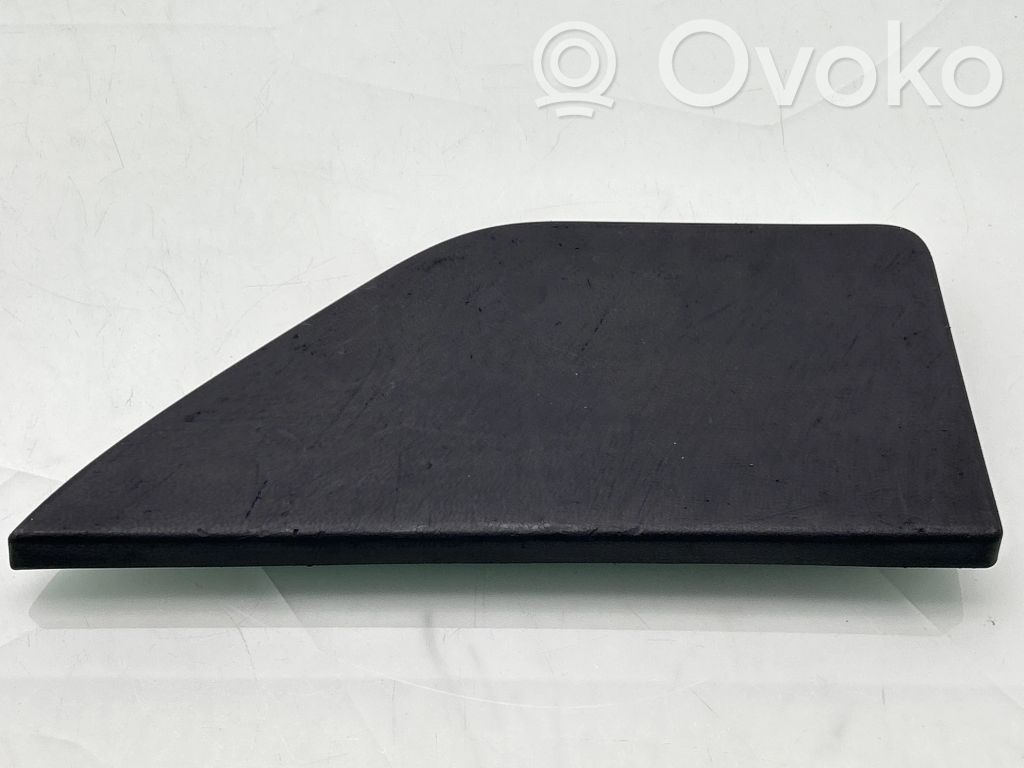 KIA Sorento Rivestimento pannello inferiore del bagagliaio/baule 