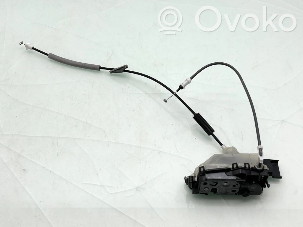 Toyota Proace Aizmugurē slēdzene 