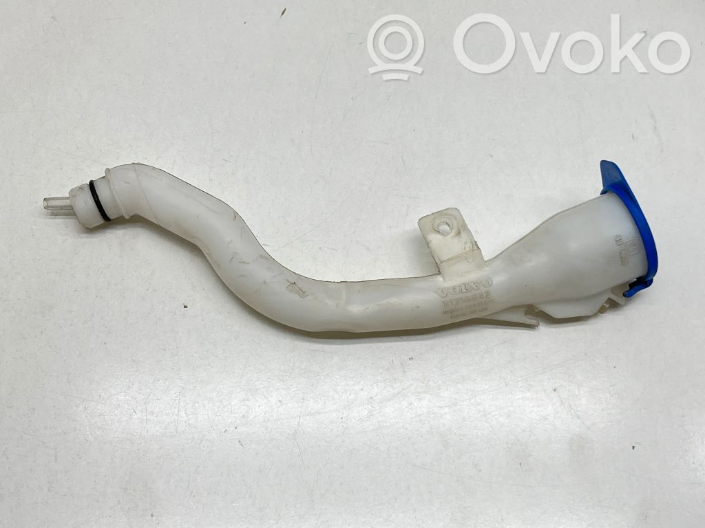 Volvo XC40 Tubo riempimento della vaschetta del liquido lavavetri 