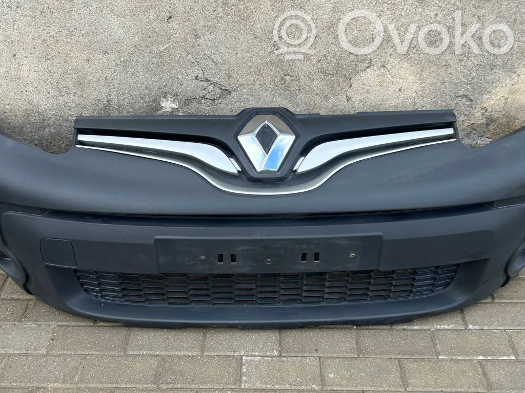 Renault Kangoo II Parachoques delantero 