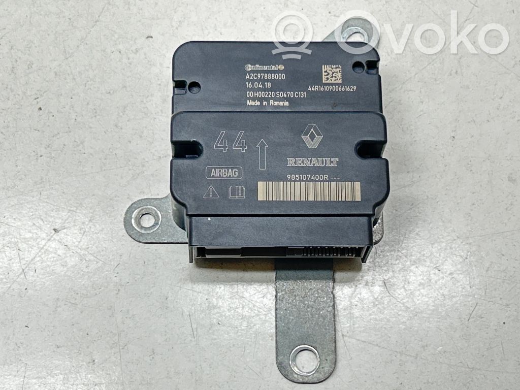 Renault Captur Airbag control unit/module 