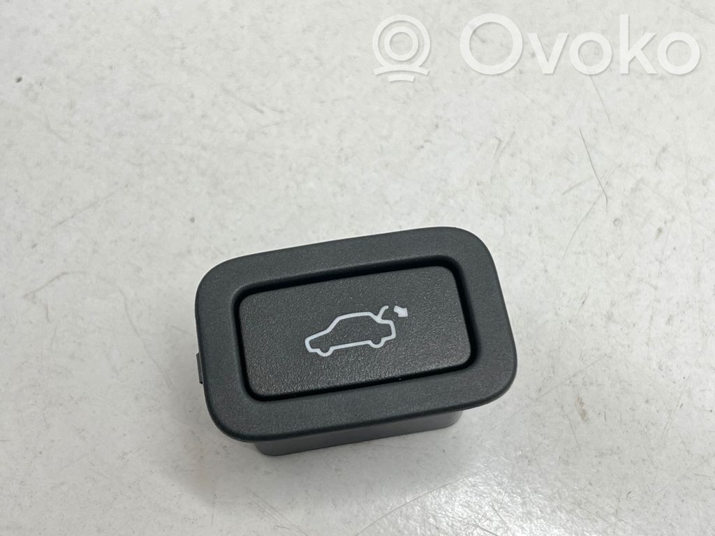 Land Rover Range Rover Evoque L538 Tailgate/boot open switch button 
