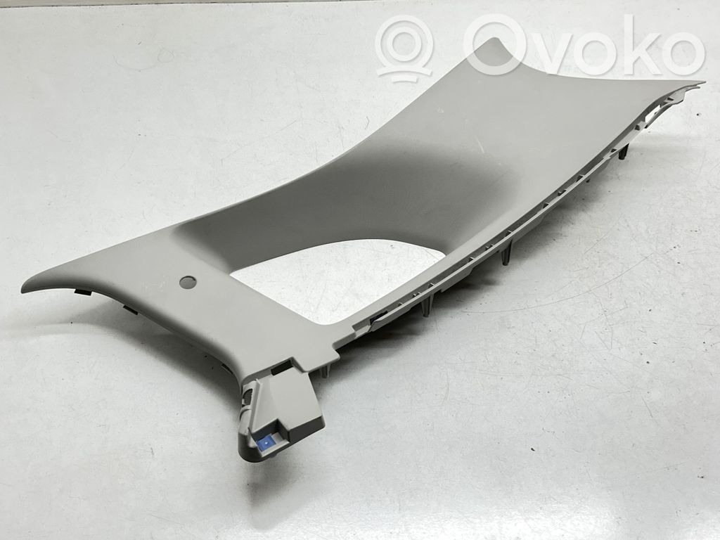 Renault Megane III (D)pillar trim (top) 
